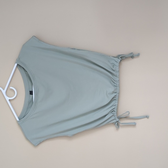 XS Solid Green Kyodan Tie Bottom Shirt Top Stretchy Lightweight - Picture 1 of 13